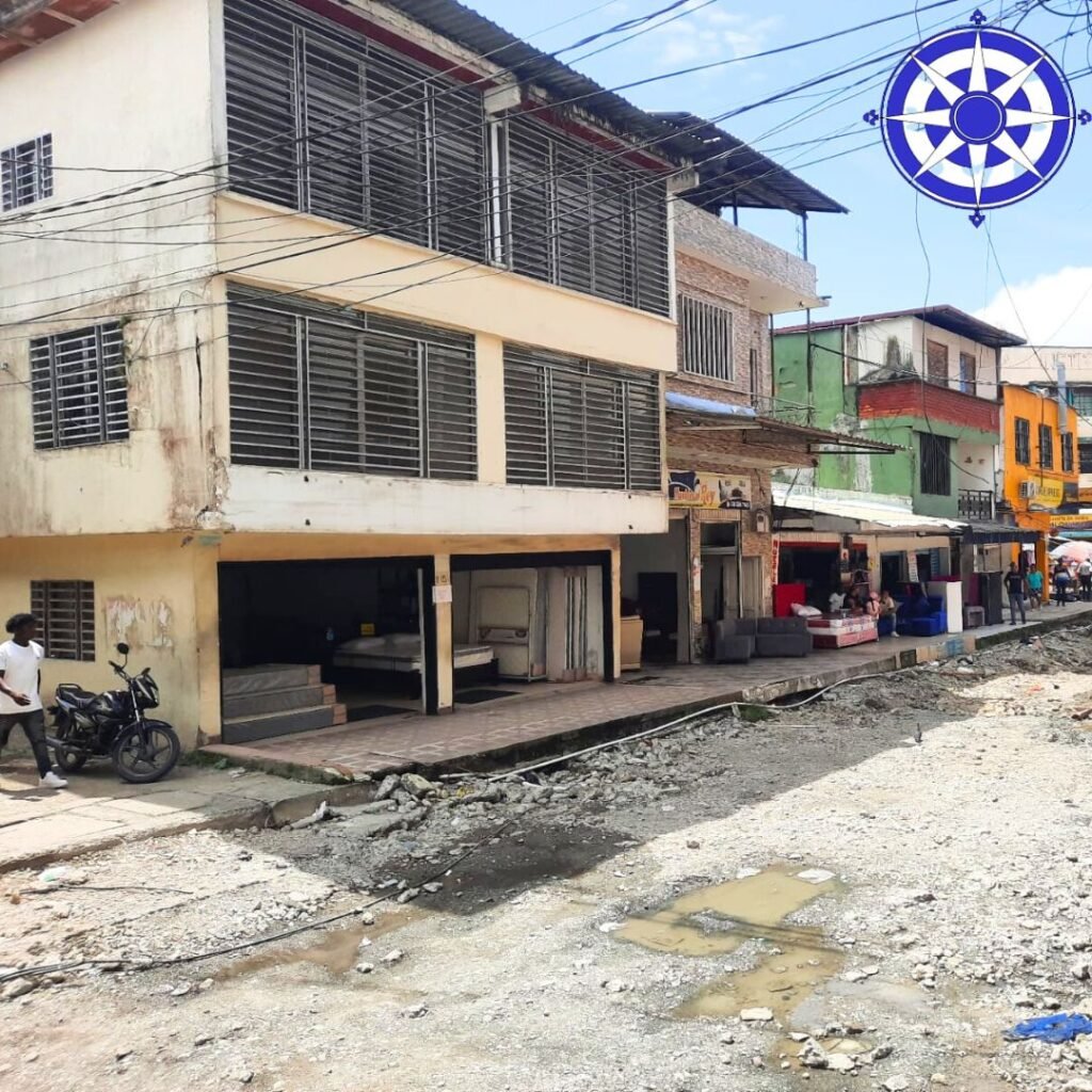 INMUEBLE COMERCIAL DE TRES PISOS – BARRIO PUEBLO NUEVO image 2
